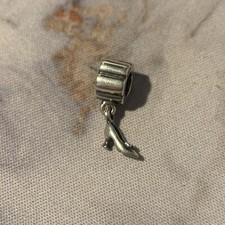 Autentico ciondolo scarpa