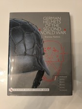 Elmetti mimetici tedeschi