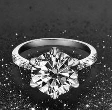 5,00 CT. ANELLO SOLITARIO ORO