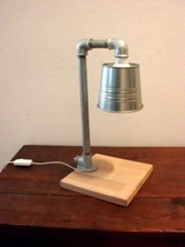 LAMPADA DA TAVOLO - DESIGN ARTIGIANALE - FERRO E LEGNO