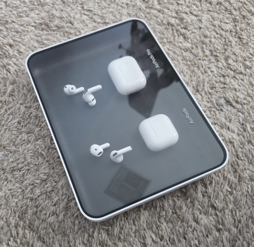 Apple airpods modello - apple, negozio