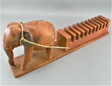 Elefante legno intagliato