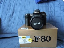 Nikon F80 obbiettivo Nikon 28-80 Analogica
