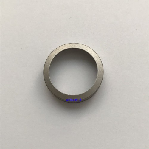 Anello obiettivo fotocamera