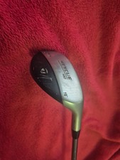 TaylorMade Rescue Mid 16 mazza