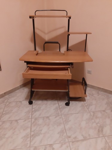 Scrivania postazione per - postazione, pc