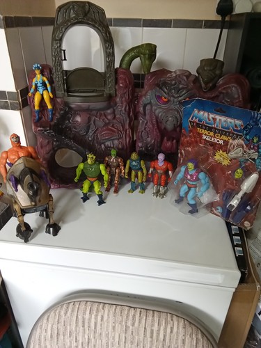 Motu man snake mountain - motu, he-man