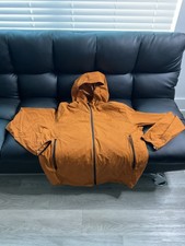 Giacca a vento impermeabile