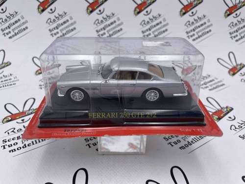 Die cast ferrari - cast, 2+2