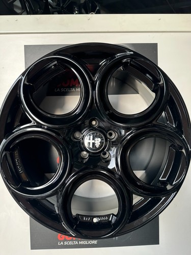 Cerchi lega alfa romeo - 4,