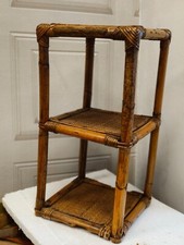 Tavolino in bambù e vimini