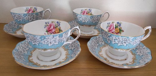 Set piattini per - di, tazze