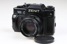 KMZ Zenit 122 con Helios-44M-7