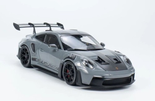 Minichamps porsche 911 - 1:18,
