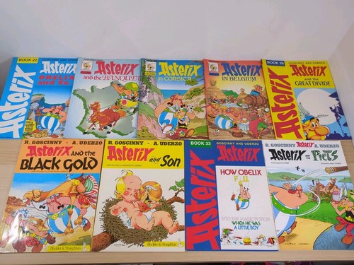 Asterix books bundle - asterix,