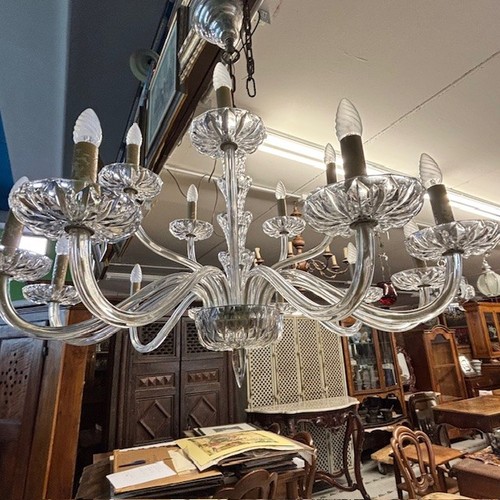 Antico grande lampadario