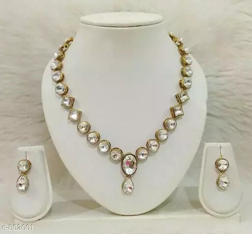 Set collana lavoro pietra - da,