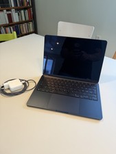 Apple MacBook Air 13,6 pollici