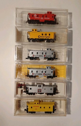 Scale lot 6 - n, cabooses