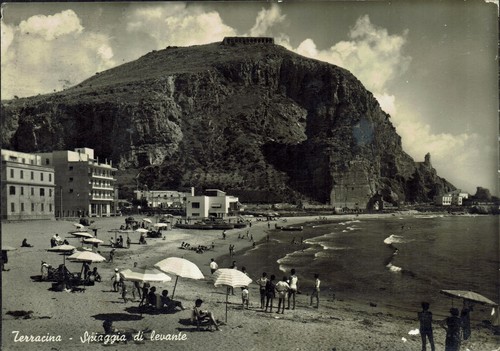 Terracina spiaggia di - terracina,