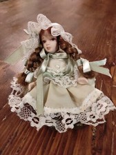 Bambola in porcellana da collezione vintage altezza 13 cm circa