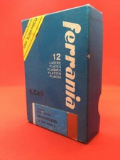 2 x Ferrania lastre fotografiche per Infrarosso 13° DIN 8300 A Nuove sigillate