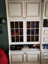 Mobile soggiorno in legno massello – Stile classico elegante