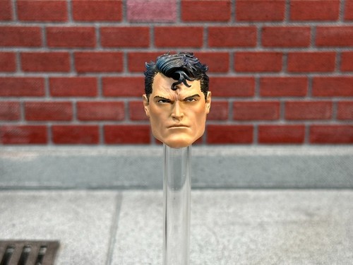 Scultura testa figura