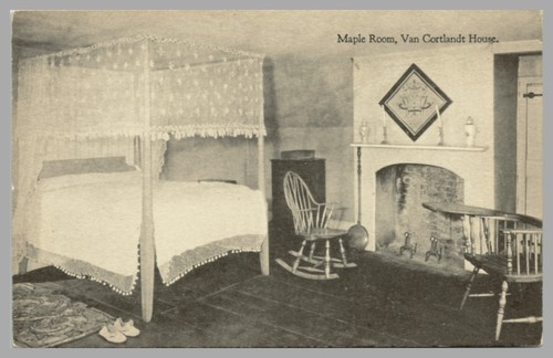 Maple room van - maple, house