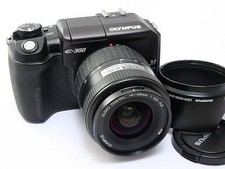 Olympus EVOLT E-300 8MP