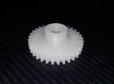 Ingranaggio in nylon per