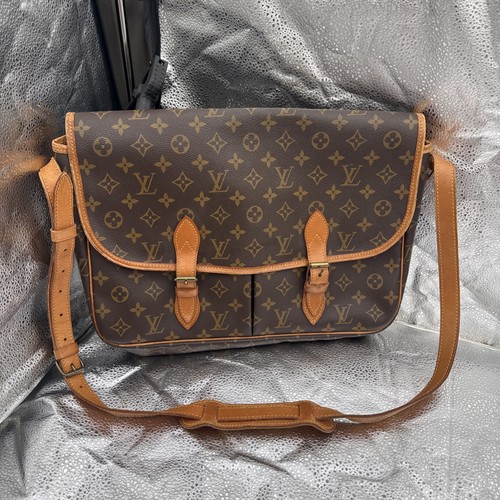 Louis vuitton gibeciere - vuitton,
