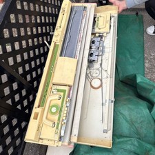 Macchina per maglieria Brother