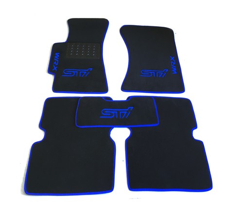 Tappetini moquette su - di,