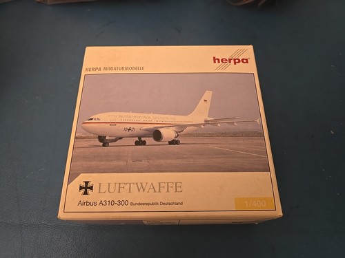 Herpa 400 luftwaffe - -,