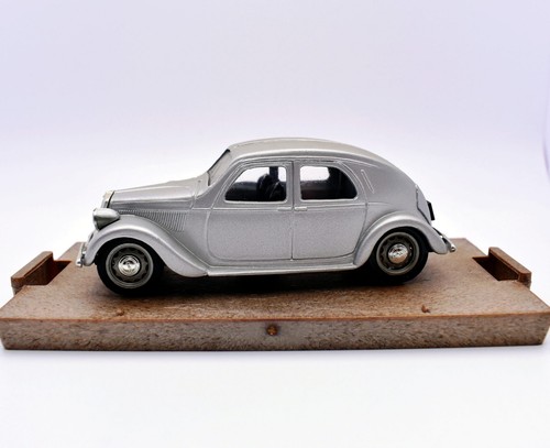 Modellino auto scala 43 - auto,