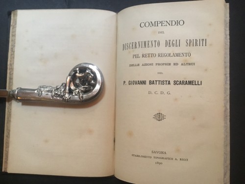 Antiquarian book discorso - book,