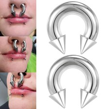 Orecchini piercing orecchio