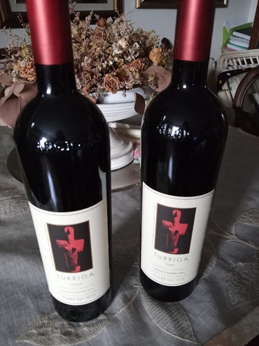 Bottiglie vino turriga isola - bottiglie,