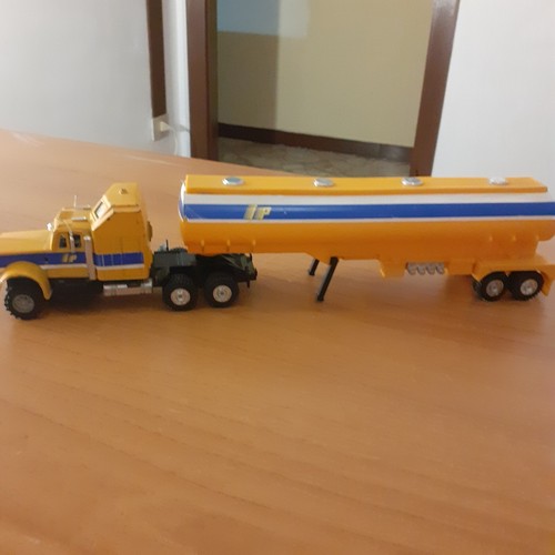 Camion autocisterna - autocisterna, ip