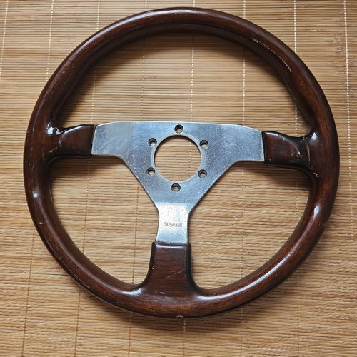 Momo wood rim steering wheel - wood,