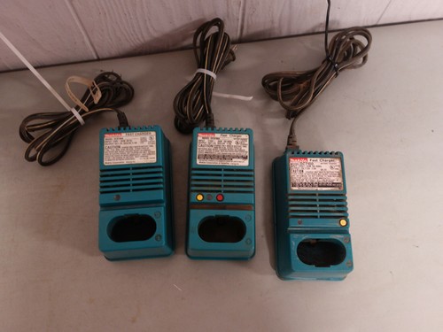 Lot makita chargers 2x - of, 3
