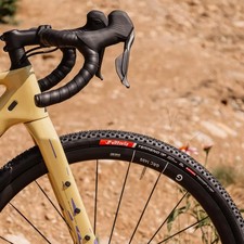 Pneu gravel 700 x 45 vittoria