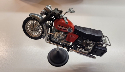 Modellino moto guzzi - guzzi, v7