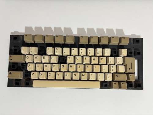 Amiga 600 keyboard - amiga,