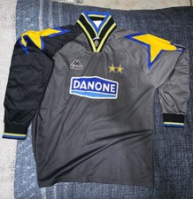 Juventus Jersey Goalkeeper