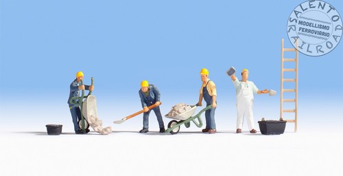 Noch 15055 personaggi - :, set