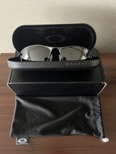 Oakley Whisker Occhiali da Sole Uomo Ovali - OO4141-11