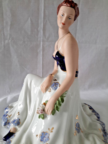 Royal dux statuina donna - statuina,