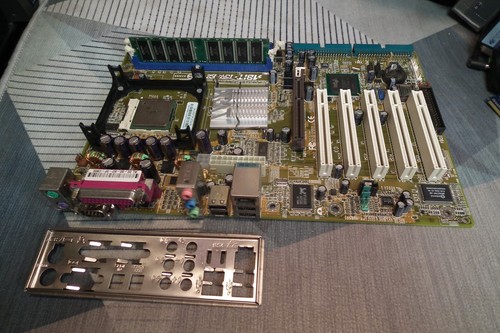 Abit is7 0 socket 478 - socket,